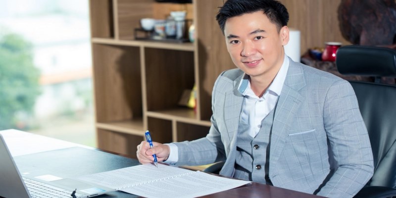 CEO va88 tên thật là Peter Thien sinh năm 1988